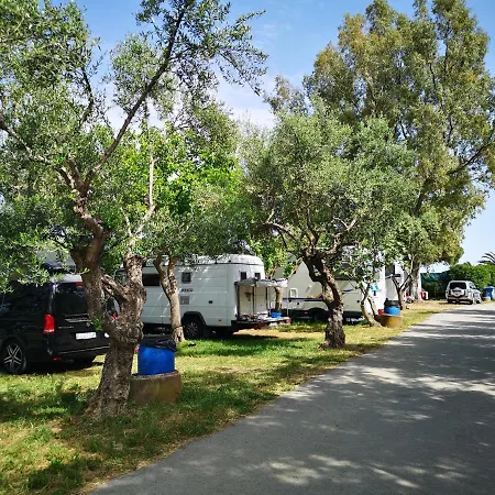 Camping Gythion Bay * Gythio